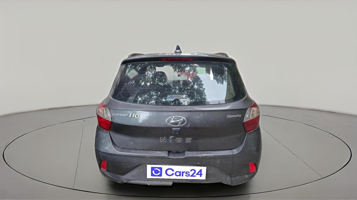 2020 Hyundai GRAND I10 NIOS SPORTZ 1.2 KAPPA VTVT CNG, CNG, Manual, 1,00,167 km, exterior