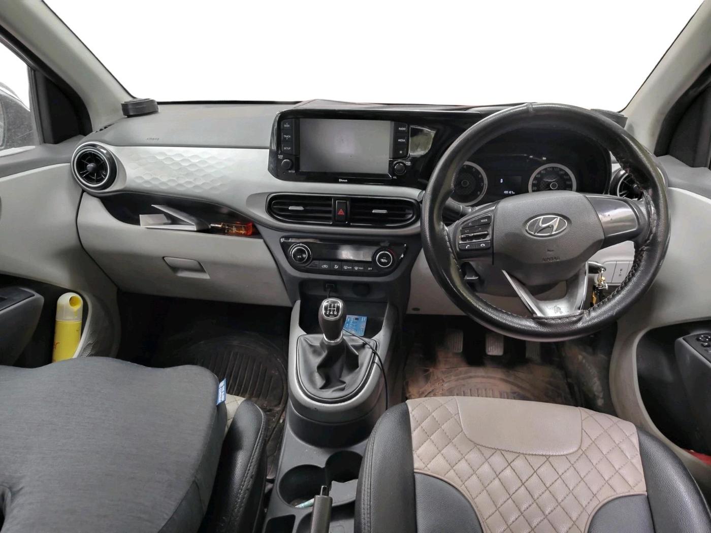 2020 Hyundai GRAND I10 NIOS SPORTZ 1.2 KAPPA VTVT CNG, CNG, Manual, 1,00,167 km, interior
