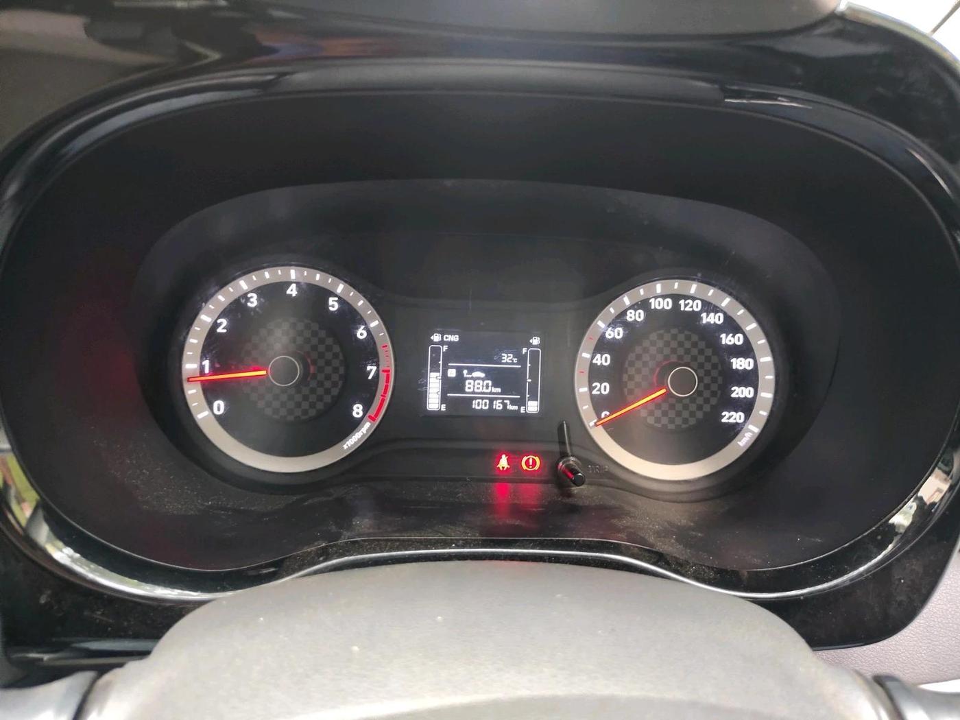 2020 Hyundai GRAND I10 NIOS SPORTZ 1.2 KAPPA VTVT CNG, CNG, Manual, 1,00,167 km, interior