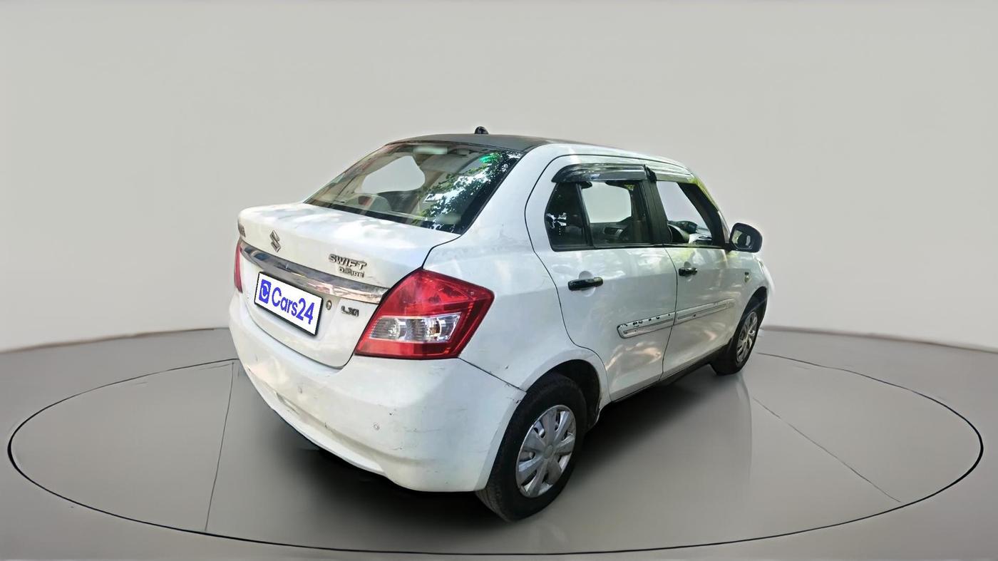 2014 Maruti Swift Dzire LXI, CNG, Manual, 1,35,717 km, exterior