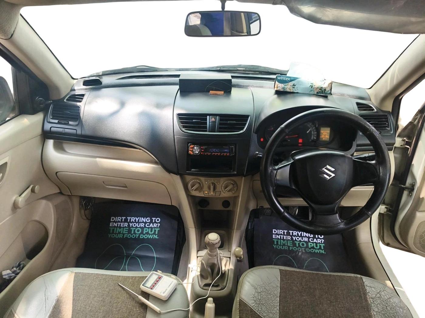 2014 Maruti Swift Dzire LXI, CNG, Manual, 1,35,717 km, interior