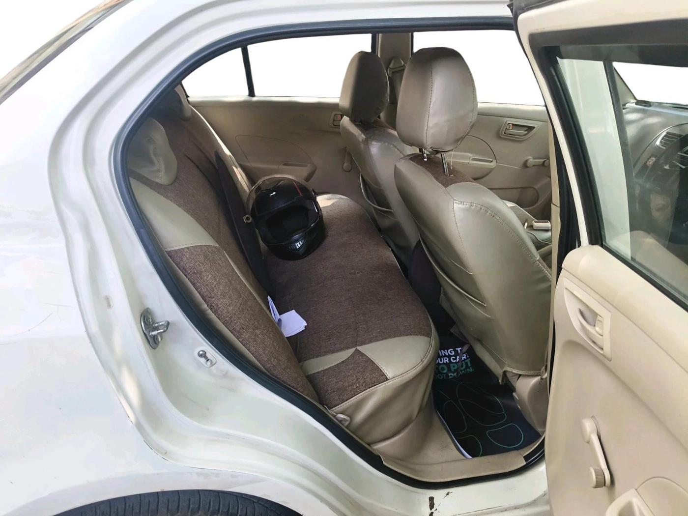 2014 Maruti Swift Dzire LXI, CNG, Manual, 1,35,717 km, interior
