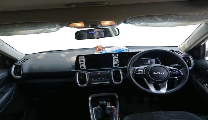 2024 KIA SONET HTK (O) 1.2 Petrol MT, CNG, Manual, 34,996 km, interior