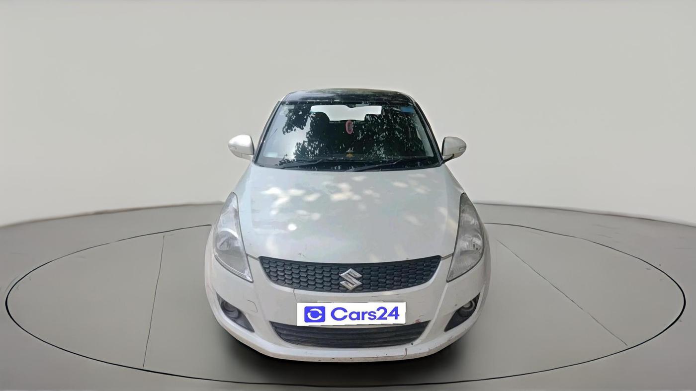 2014 Maruti Swift VXI, CNG, Manual, 76,700 km, exterior