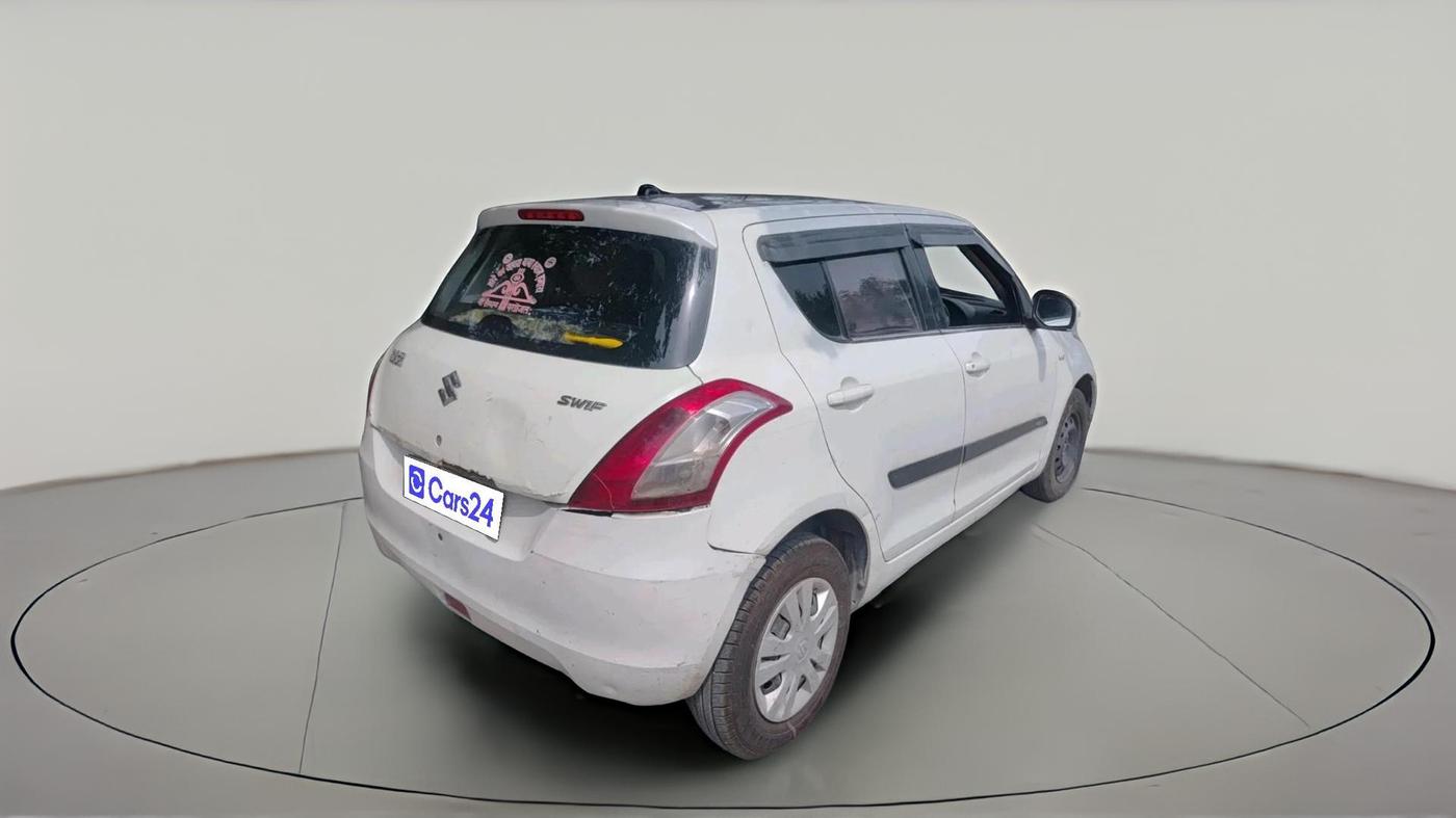 2014 Maruti Swift VXI, CNG, Manual, 76,700 km, exterior