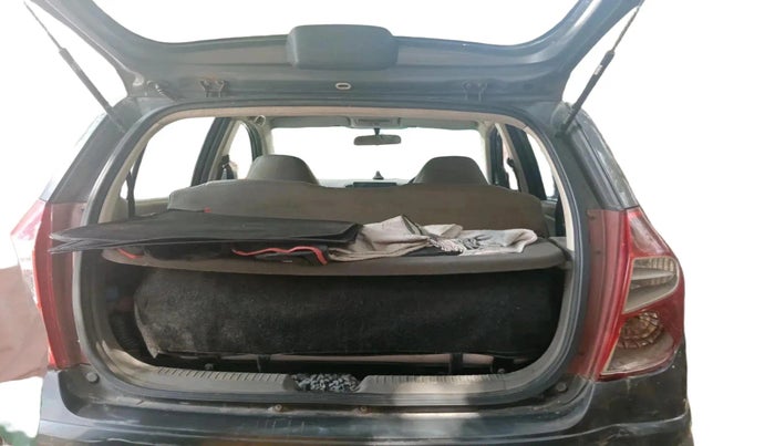 2012 Hyundai i10 MAGNA 1.1, CNG, Manual, 1,03,409 km, exterior