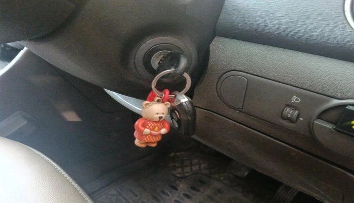 2012 Hyundai i10 MAGNA 1.1, CNG, Manual, 1,03,409 km, interior