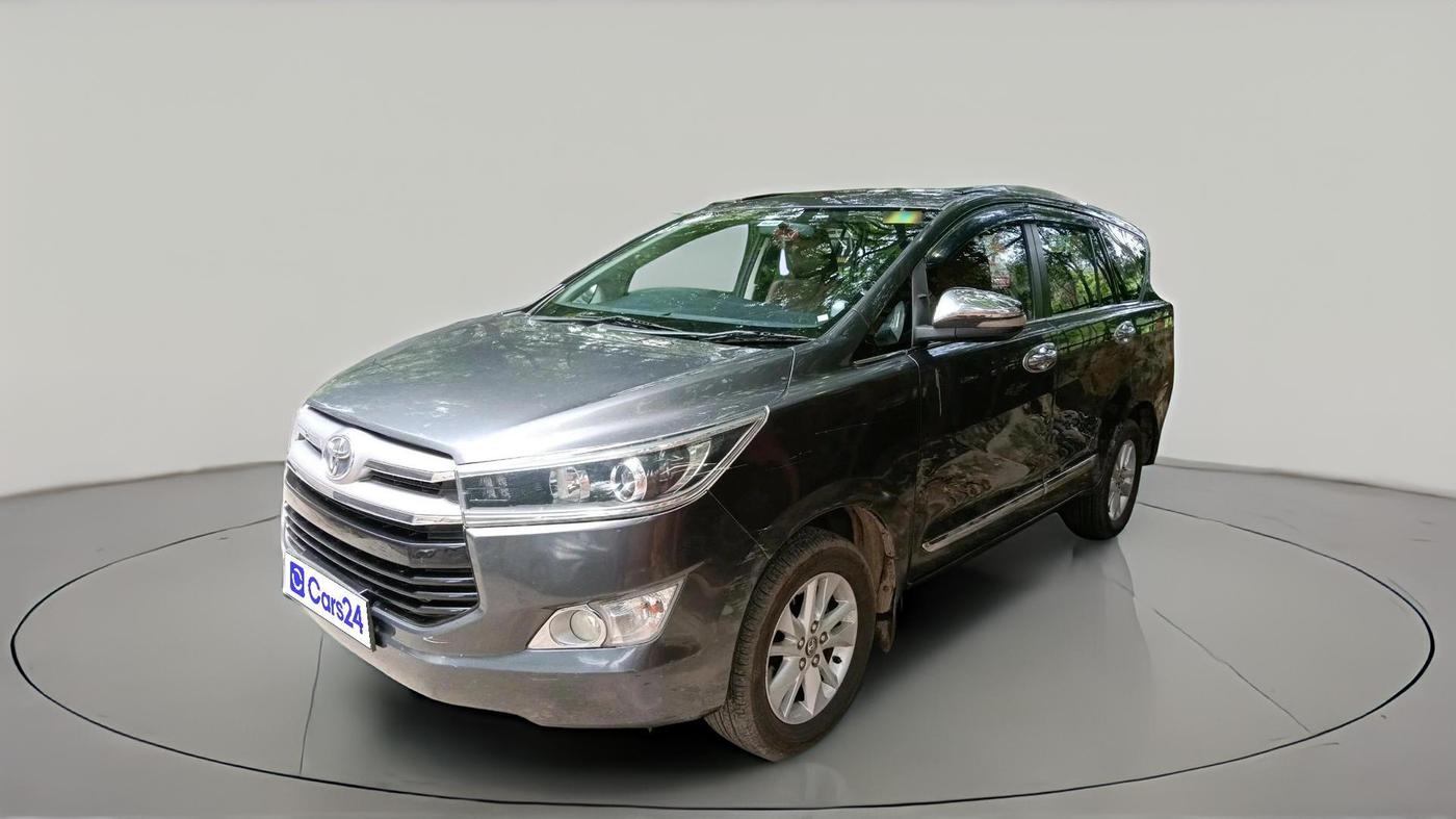 2017 Toyota Innova Crysta 2.8 ZX AT 7 STR, Diesel, Automatic, 1,81,449 km, exterior