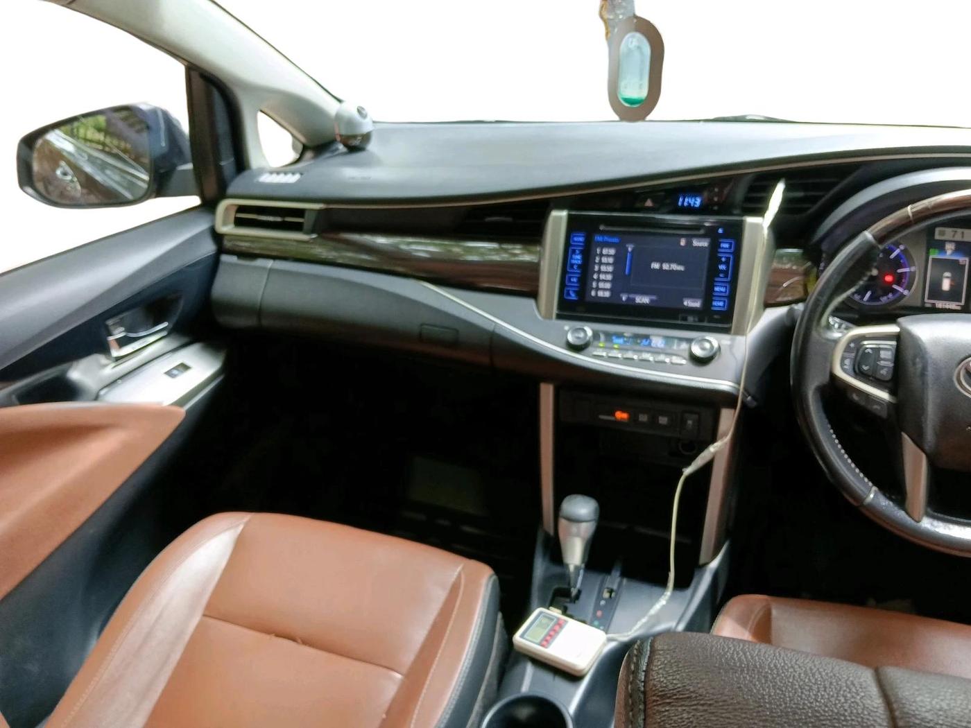 2017 Toyota Innova Crysta 2.8 ZX AT 7 STR, Diesel, Automatic, 1,81,449 km, interior