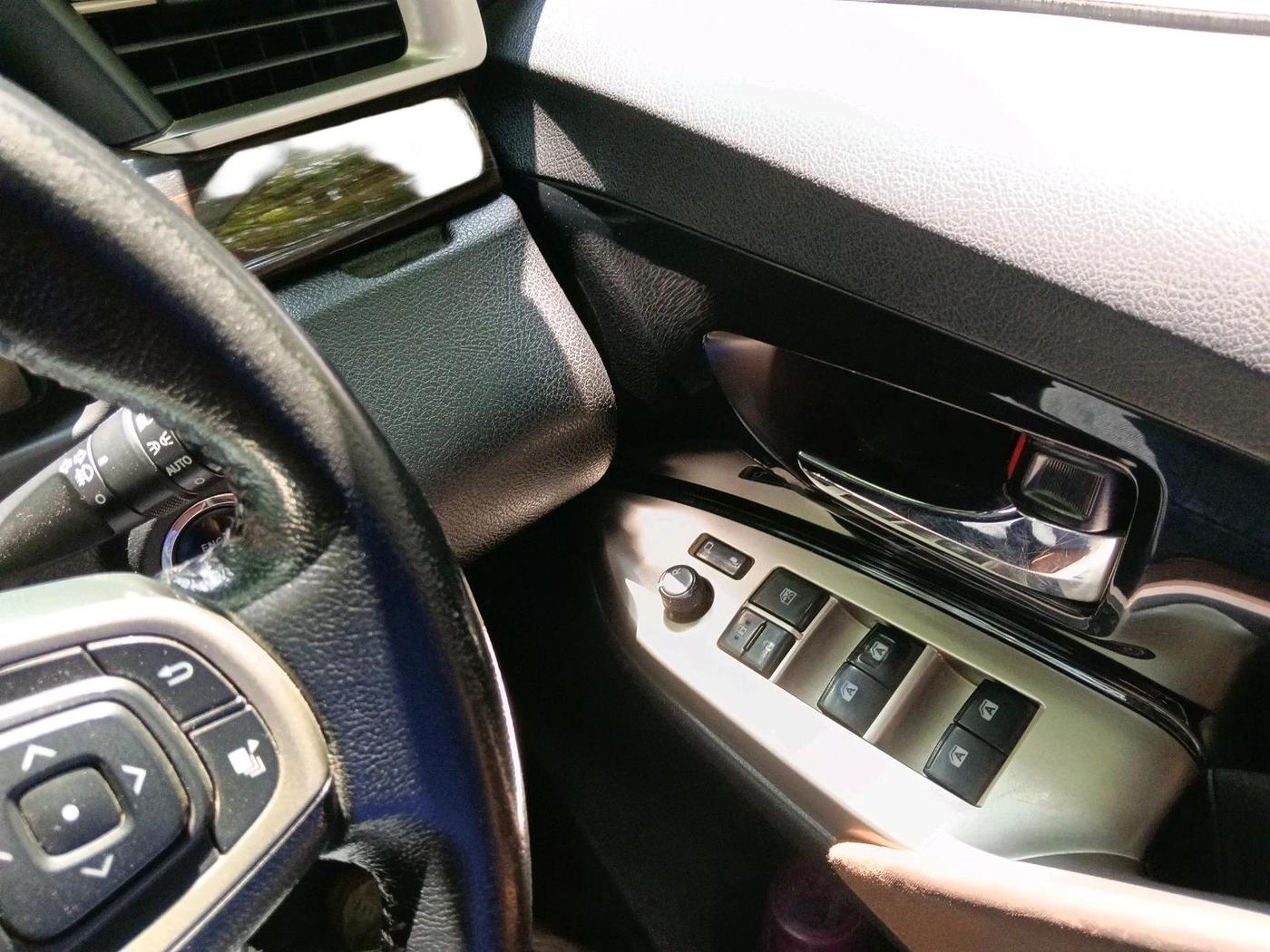 2017 Toyota Innova Crysta 2.8 ZX AT 7 STR, Diesel, Automatic, 1,81,449 km, interior