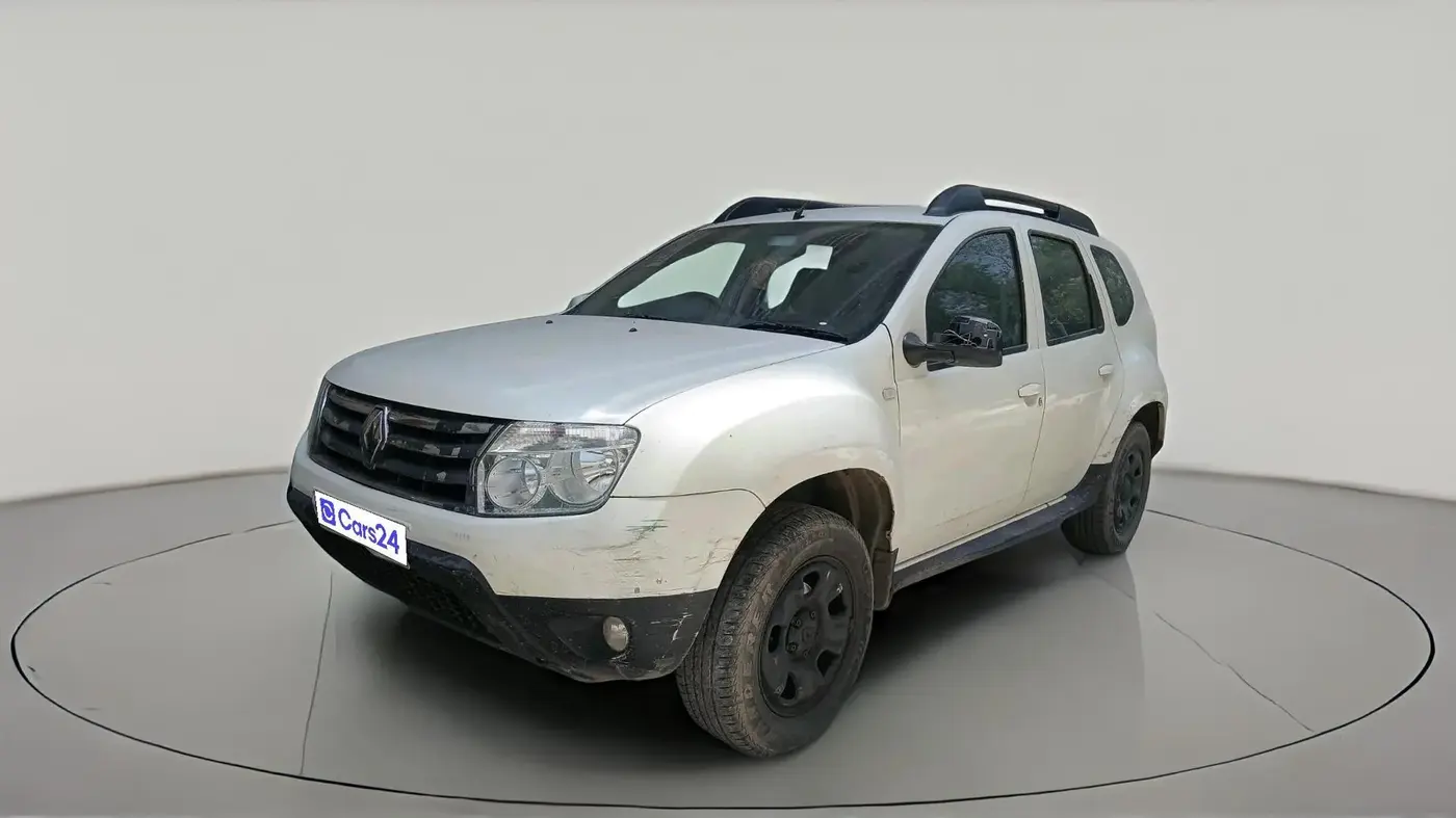 2015 Renault Duster RXL PETROL, CNG, Manual, 65,965 km, exterior