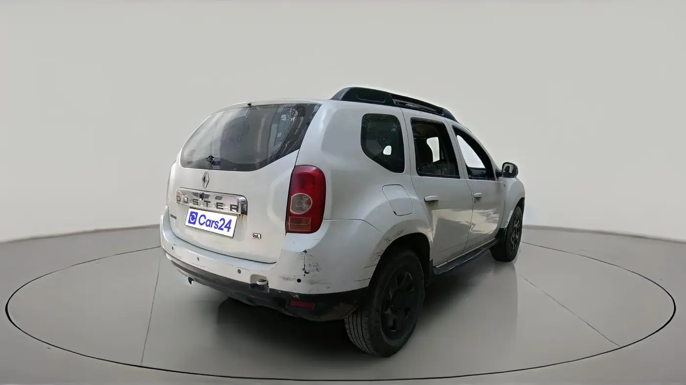 2015 Renault Duster RXL PETROL, CNG, Manual, 65,965 km, exterior