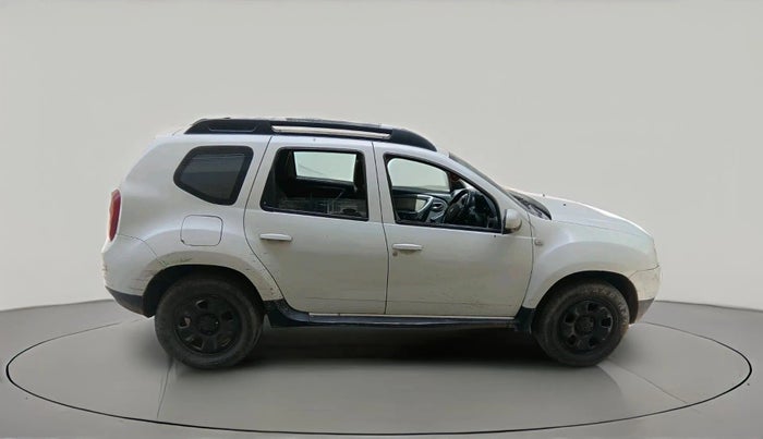 2015 Renault Duster RXL PETROL, CNG, Manual, 65,890 km, exterior