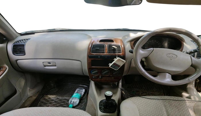 2011 Hyundai Accent EXECUTIVE, CNG, Manual, 94,487 km, interior