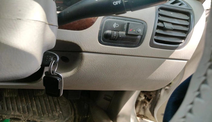 2011 Hyundai Accent EXECUTIVE, CNG, Manual, 94,487 km, interior