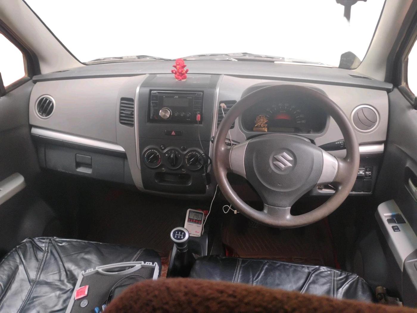 2011 Maruti Wagon R 1.0 LXI, CNG, Manual, 69,781 km, interior