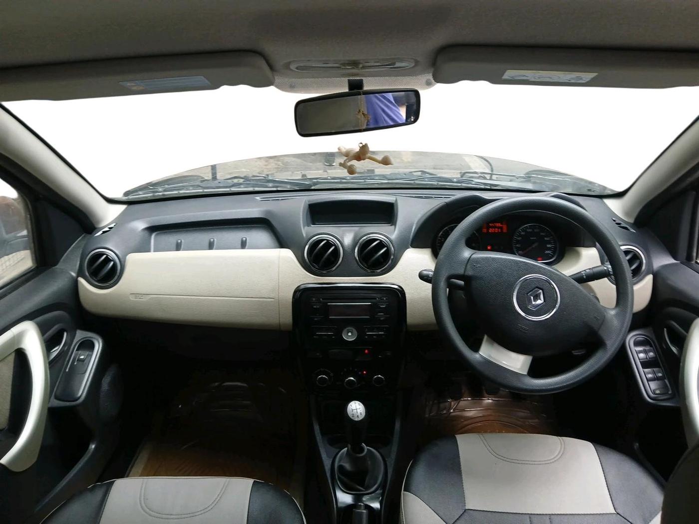 2014 Renault Duster RXL PETROL, Petrol, Manual, 44,799 km, interior