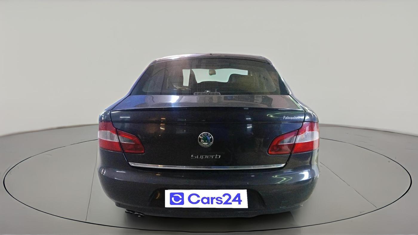 2011 Skoda Superb ELEGANCE 1.8 TSI AT, Petrol, Automatic, 44,691 km, exterior
