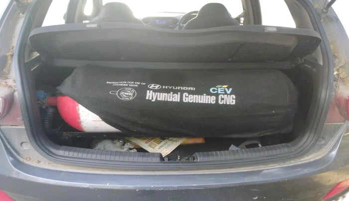 2016 Hyundai Grand i10 SPORTZ 1.2 KAPPA VTVT, CNG, Manual, 69,124 km, exterior