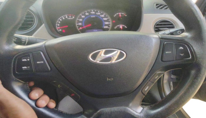 2016 Hyundai Grand i10 SPORTZ 1.2 KAPPA VTVT, CNG, Manual, 69,124 km, interior