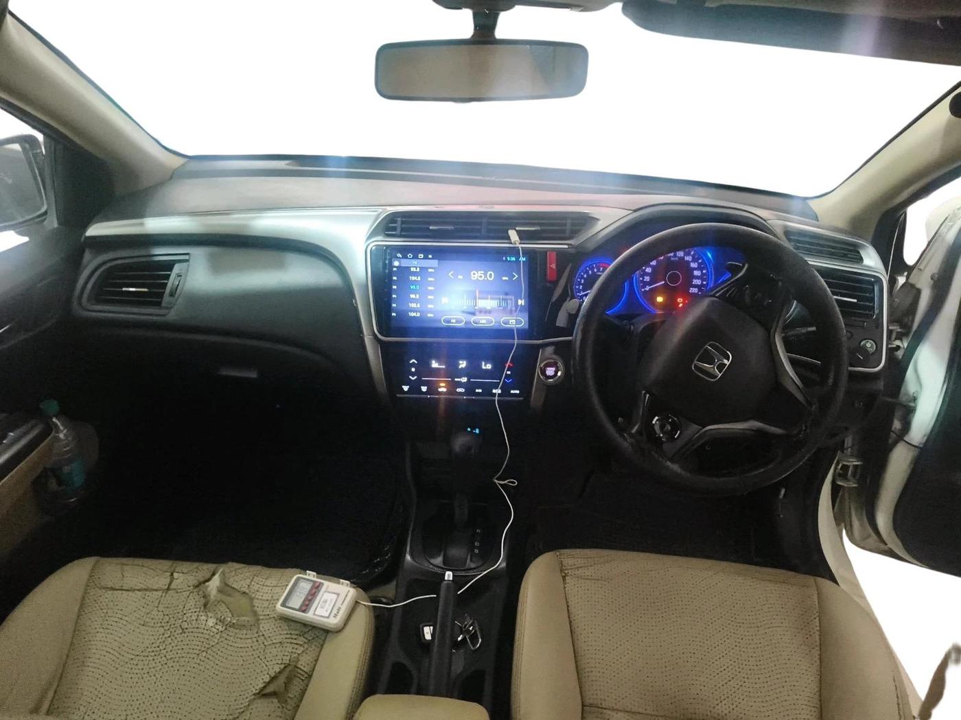 2015 Honda City 1.5L I-VTEC VX CVT, Petrol, Automatic, 3,16,736 km, interior