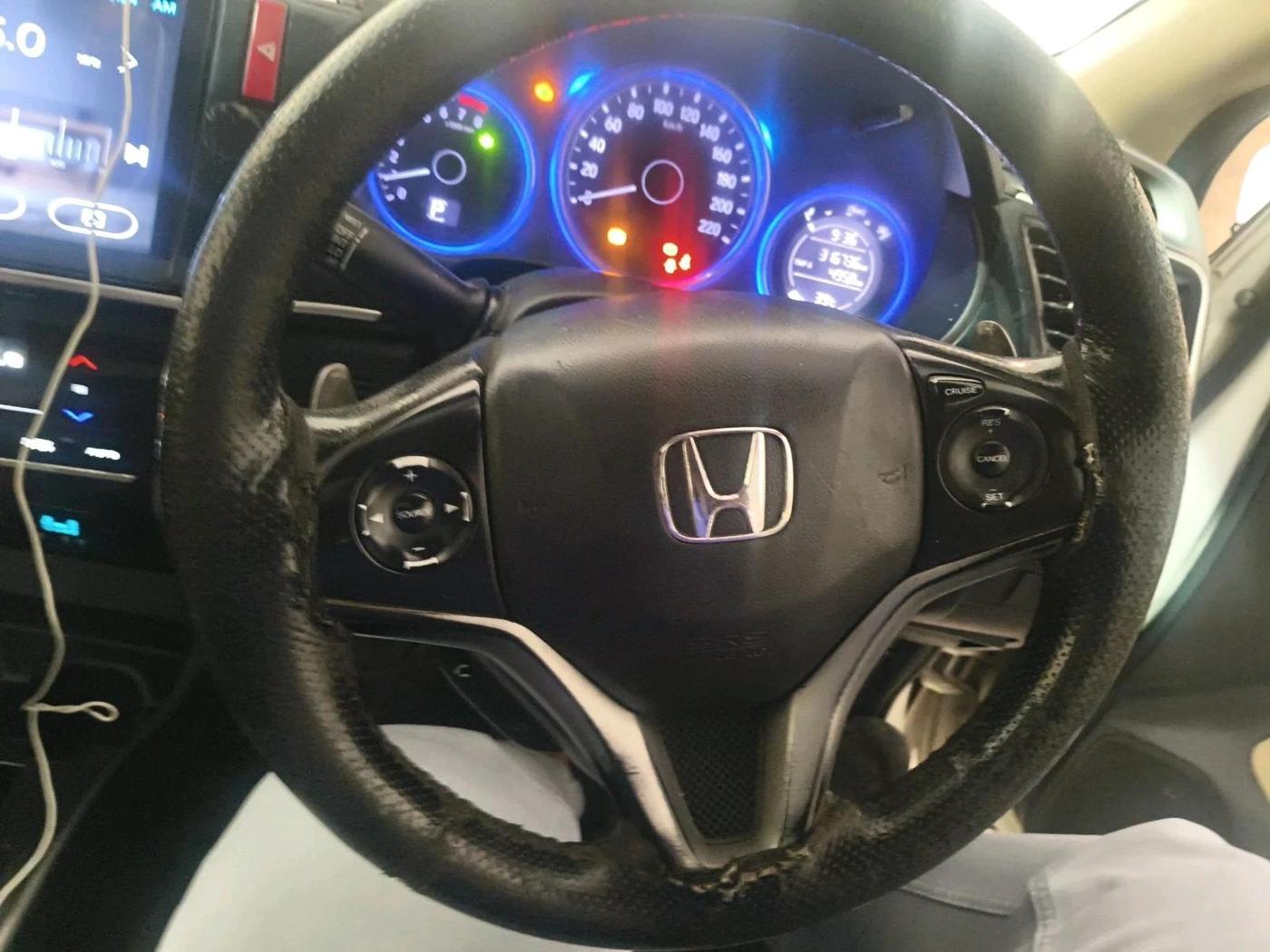2015 Honda City 1.5L I-VTEC VX CVT, Petrol, Automatic, 3,16,736 km, interior