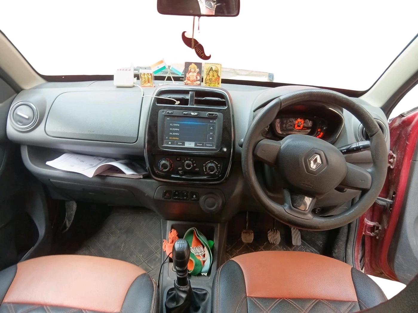 2016 Renault Kwid RXT 1.0, Petrol, Manual, 33,172 km, interior