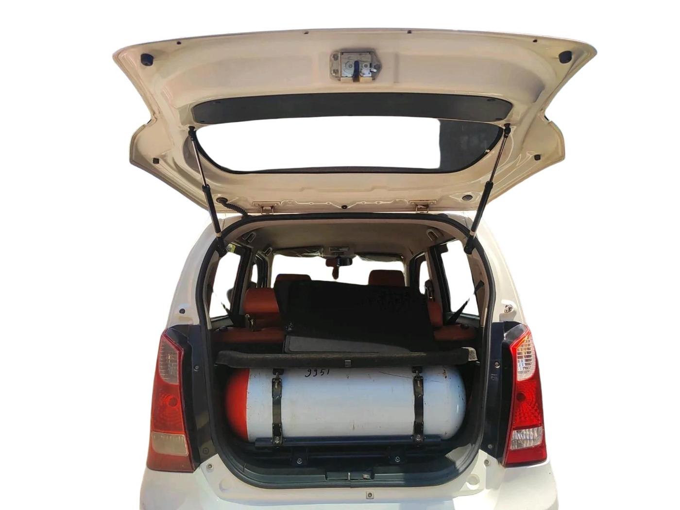 2017 Maruti Wagon R 1.0 LXI CNG, CNG, Manual, 1,30,977 km, exterior