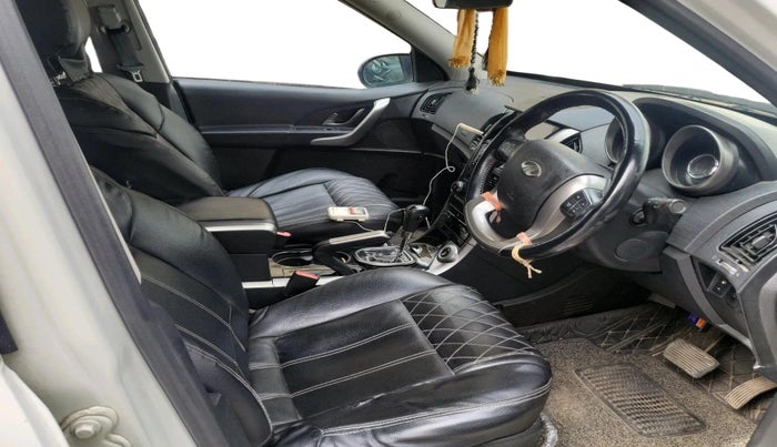 2020 Mahindra XUV500 W9 AT, Diesel, Automatic, 95,893 km, interior