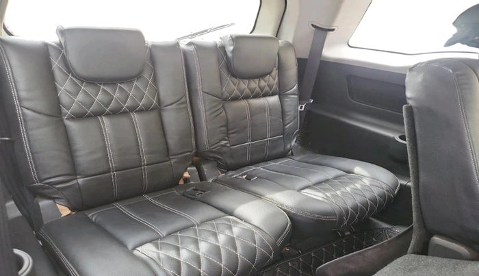 2020 Mahindra XUV500 W9 AT, Diesel, Automatic, 95,893 km, interior