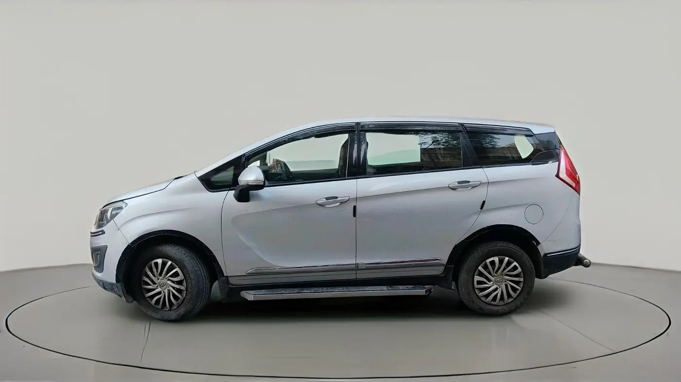 2018 Mahindra MARAZZO M4 7 STR, Diesel, Manual, 67,710 km, exterior