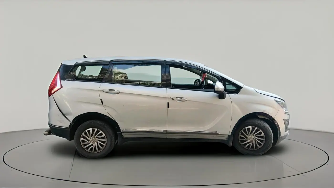 2018 Mahindra MARAZZO M4 7 STR, Diesel, Manual, 67,710 km, exterior