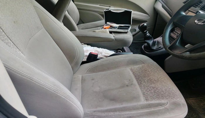 2018 Mahindra MARAZZO M4 7 STR, Diesel, Manual, 67,710 km, interior