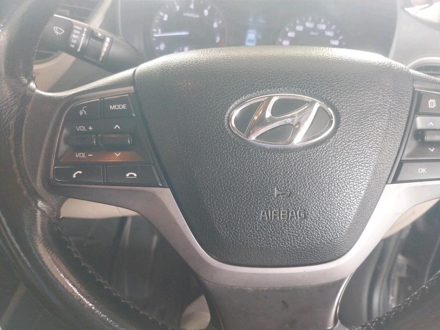 2019 Hyundai Verna 1.6 VTVT SX, Petrol, Manual, 1,41,495 km, interior