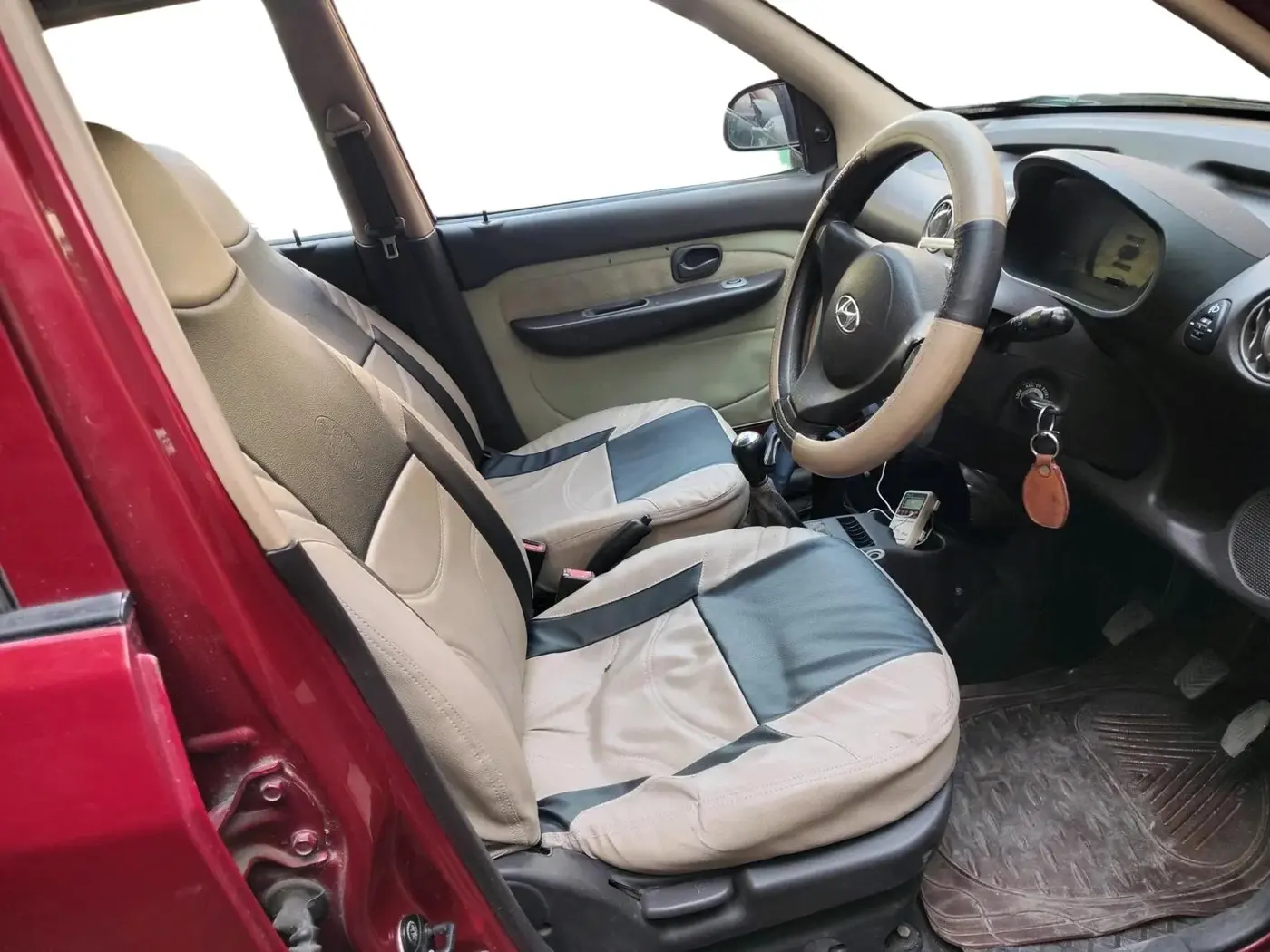 2012 Hyundai Santro Xing GLS, Petrol, Manual, 50,956 km, interior