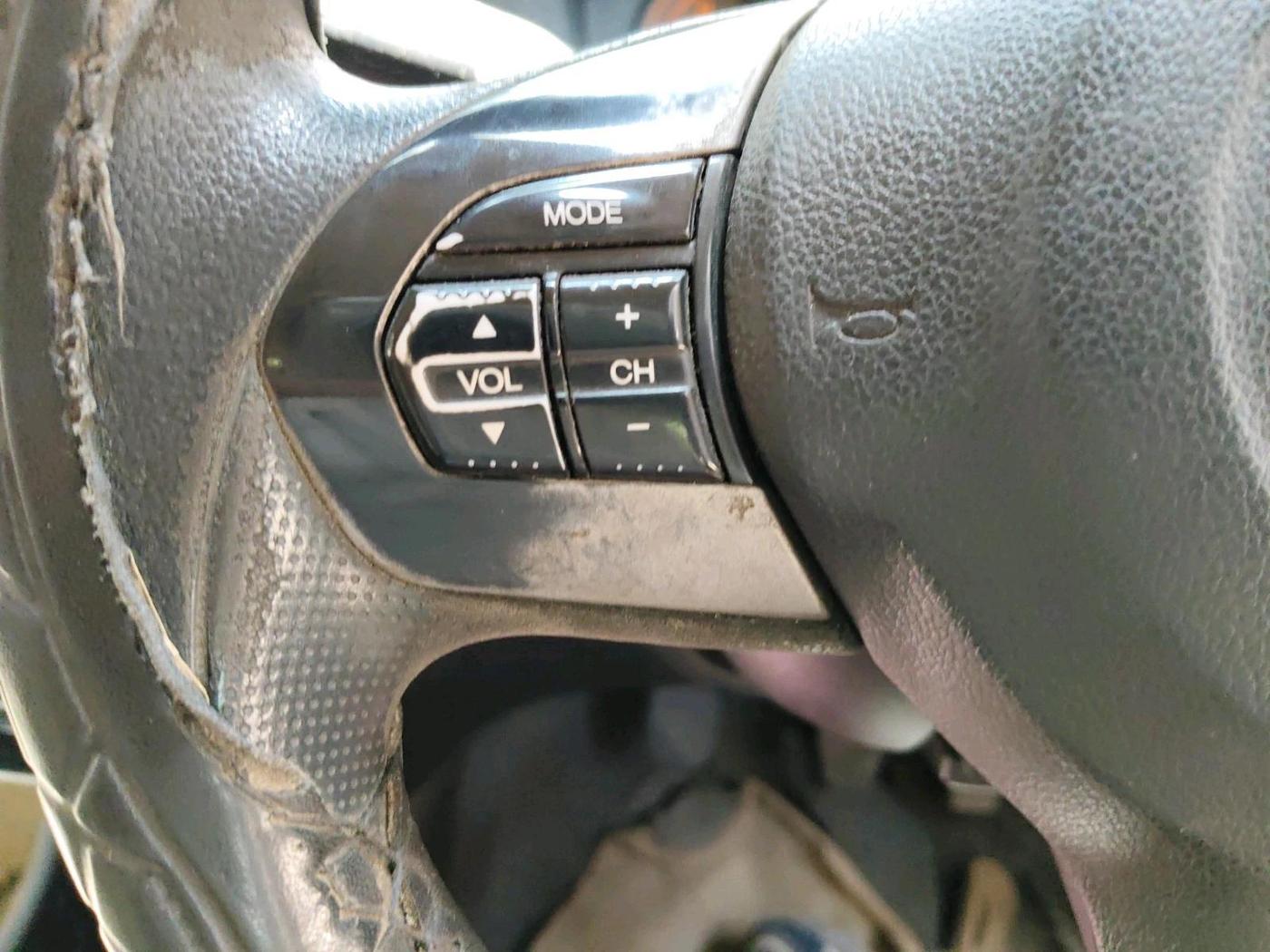 2014 Honda Amaze 1.2L I-VTEC S, CNG, Manual, 1,08,731 km, interior