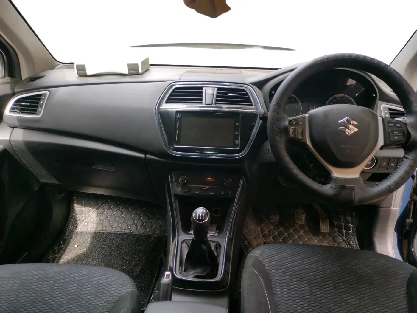 2018 Maruti S Cross ZETA 1.3, Diesel, Manual, 1,60,252 km, interior