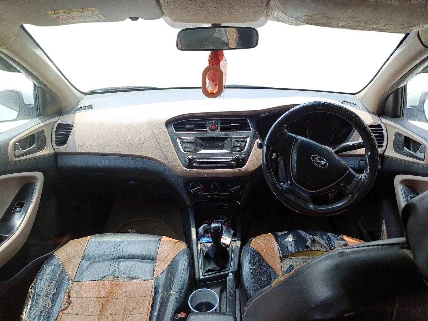 2018 Hyundai Elite i20 MAGNA EXECUTIVE 1.2, CNG, Manual, 99,819 km, interior