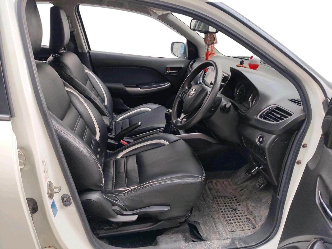 2021 Toyota Glanza G, Petrol, Manual, 1,04,084 km, interior
