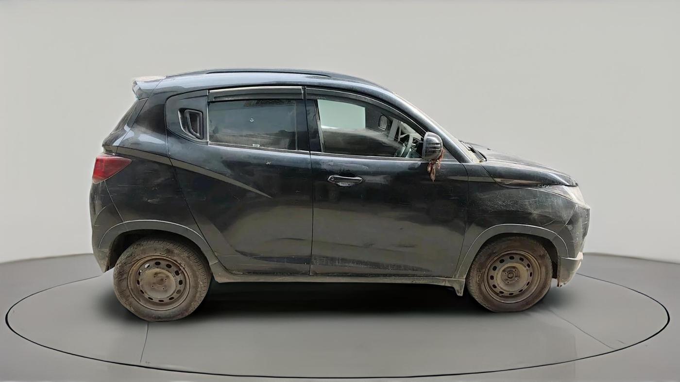 2016 Mahindra Kuv100 K4 6 STR, CNG, Manual, 81,150 km, exterior