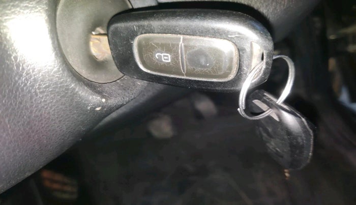 2017 Renault Kwid RXT 1.0 AMT (O), Petrol, Automatic, 60,834 km, interior