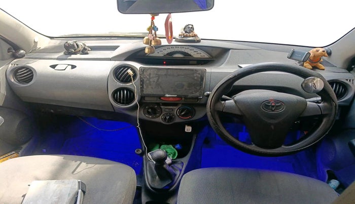 2012 Toyota Etios Liva G, Petrol, Manual, 95,777 km, interior