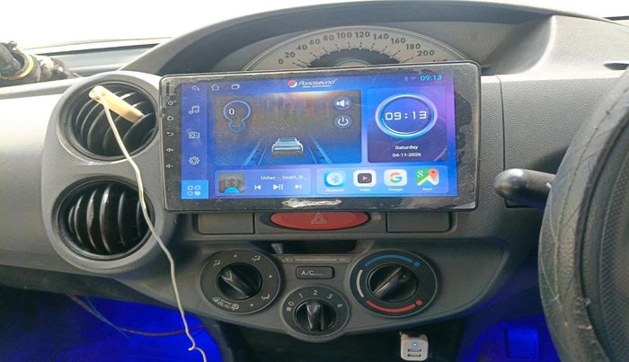 2012 Toyota Etios Liva G, Petrol, Manual, 95,777 km, interior