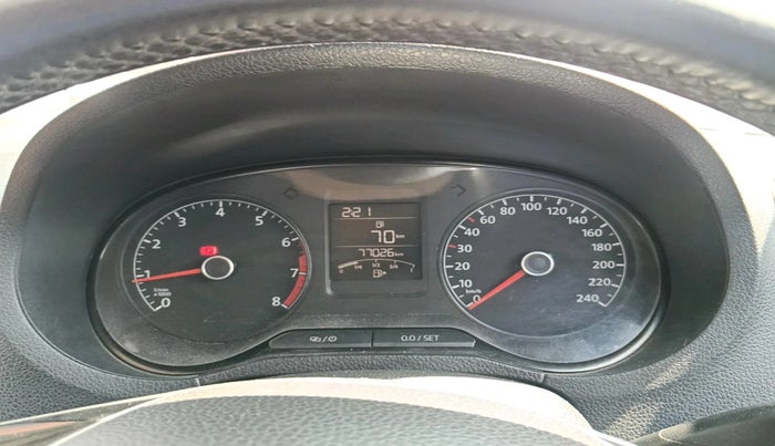 2014 Volkswagen Polo HIGHLINE1.2L, Petrol, Manual, 77,026 km, interior