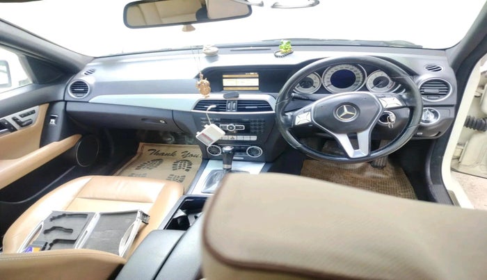 2011 Mercedes Benz C Class 200 CGI AVANTGARDE, Petrol, Automatic, 64,317 km, interior