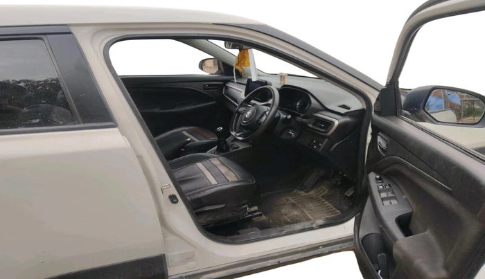 2023 Maruti BREZZA VXI SMART HYBRID, Petrol, Manual, 42,278 km, interior