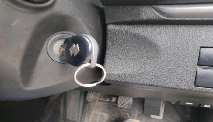 2023 Maruti BREZZA VXI SMART HYBRID, Petrol, Manual, 42,278 km, interior