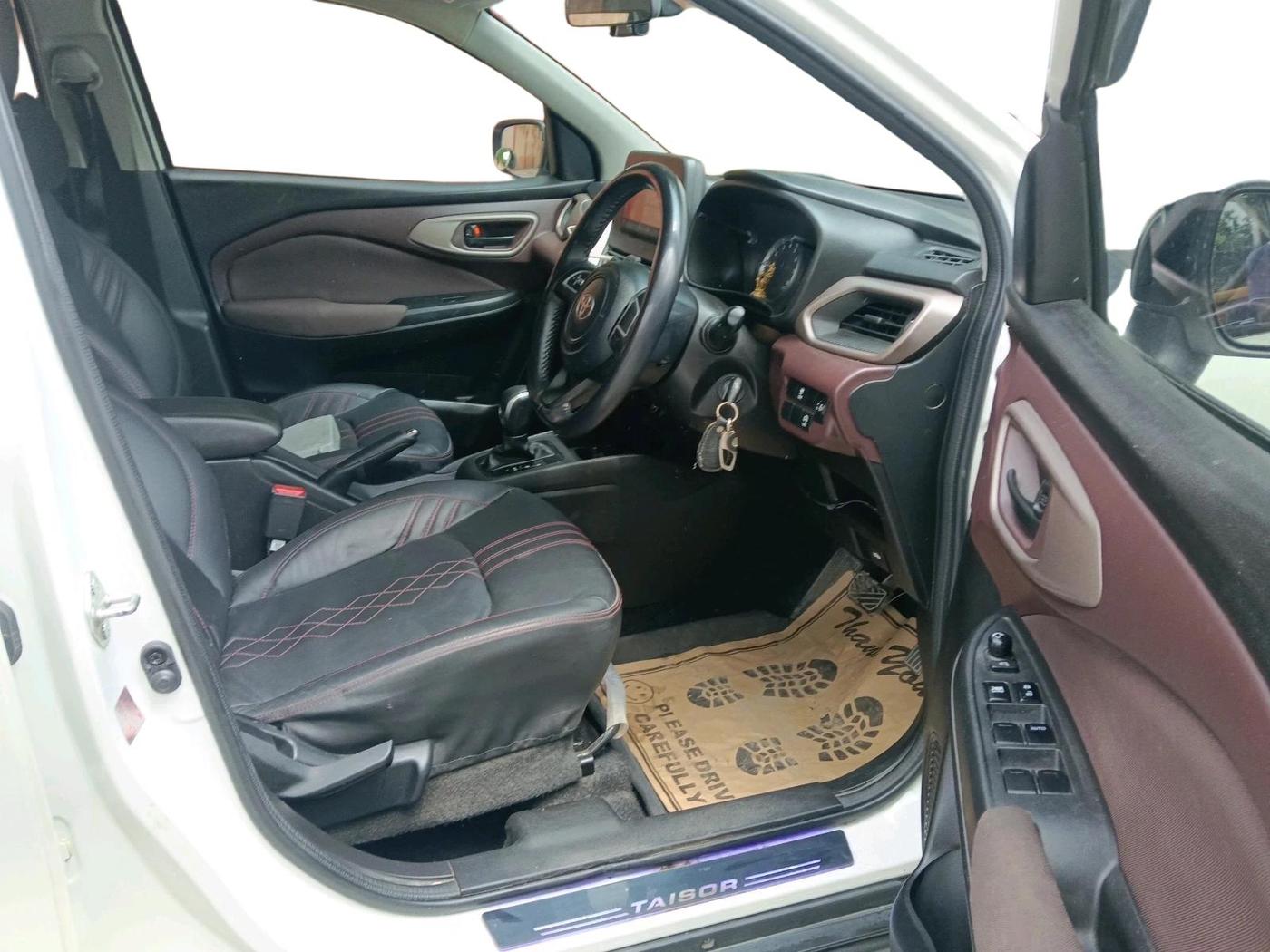 2024 Toyota Urban Cruiser Taisor S Plus 1.2 Petrol AMT, Petrol, Automatic, 31,973 km, interior