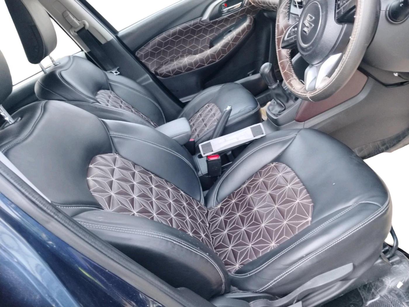 2023 Maruti Grand Vitara SIGMA SMART HYBRID, Petrol, Manual, 15,580 km, interior