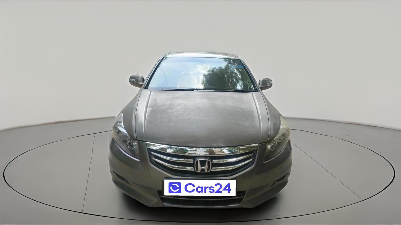 2013 Honda Accord 2.4L I-VTEC AT, Petrol, Automatic, 1,00,382 km, exterior